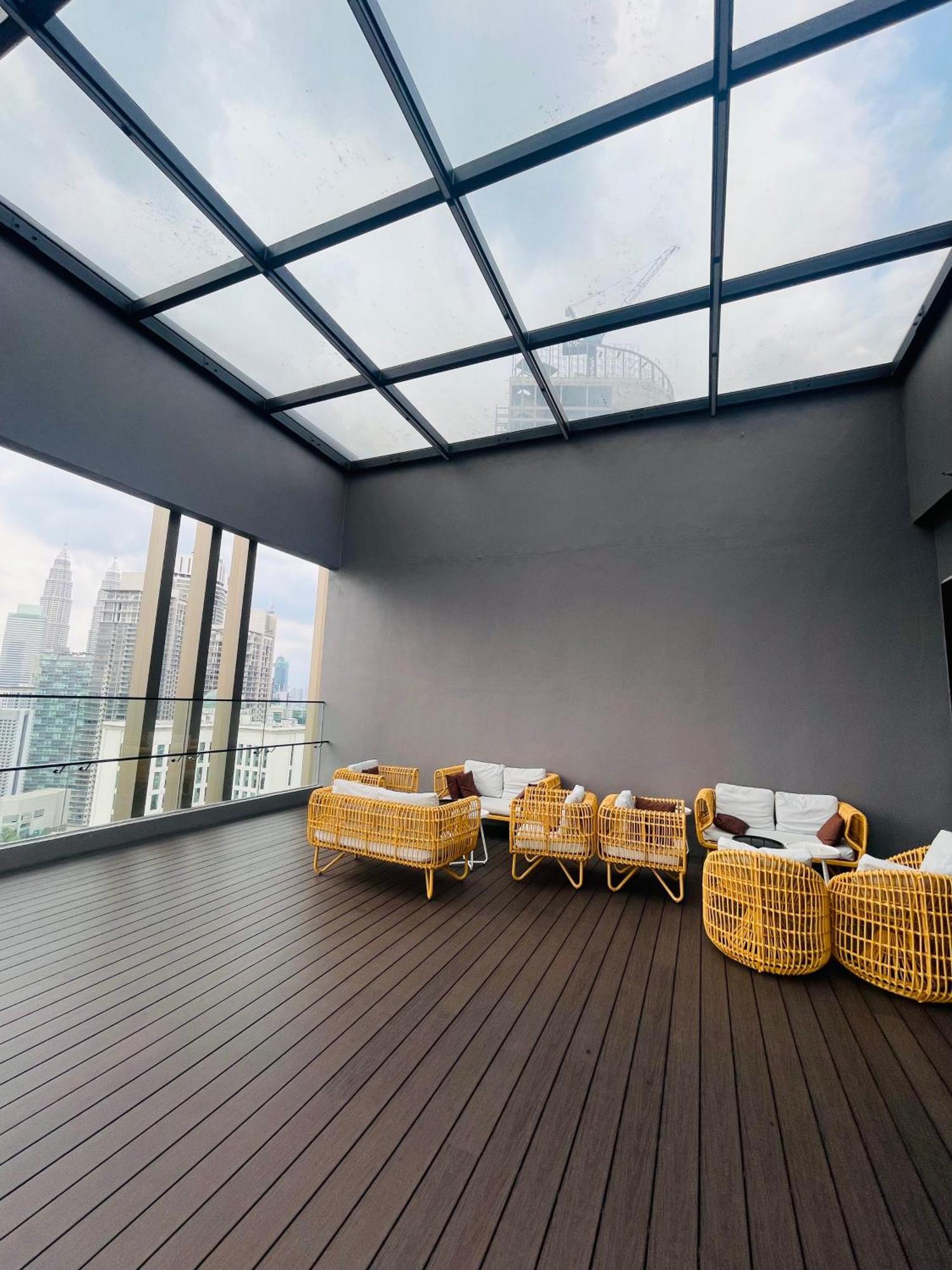 Crystal At Axon Near Pavilion Apartment Kuala Lumpur
